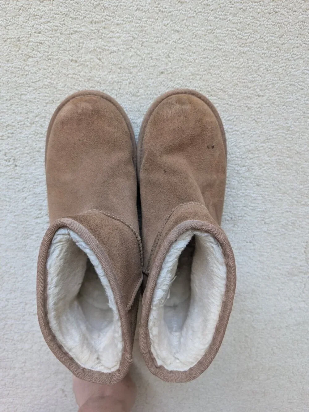 UGG kids classic
